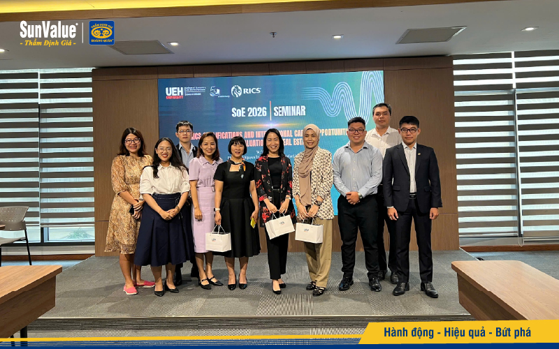 Đại diện Thẩm định giá Hoàng Quân đã có dịp gặp gỡ, giao lưu và trao đổi chuyên môn cùng nhiều doanh nghiệp lớn trong ngành